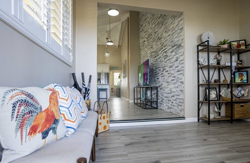 Estate Two Brothers House | Krusty Konch