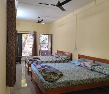 Devbag Bed & Breakfast | Kshanbhar Vishranti Home Stay