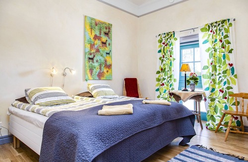 Vreta Kloster Bed & Breakfast | Kullagården