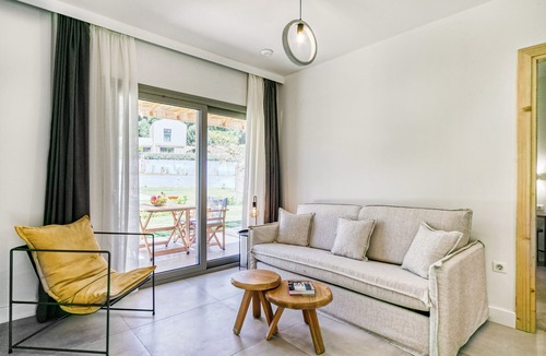 Termenades House | Kumquart estate/complex of 6 apartments comfort, privacy & Mediterranean charm