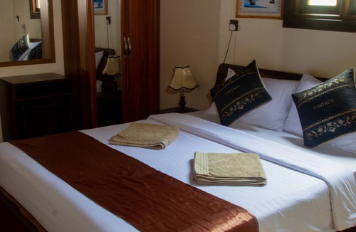 Omadhoo House | Kuri Beach View Inn