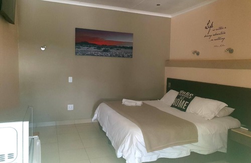 Ga-Segonyana Bed & Breakfast | Kuruman Lodge by Country Hotels