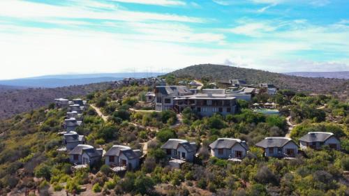 Blue Crane Route Cabin | Kuzuko Lodge