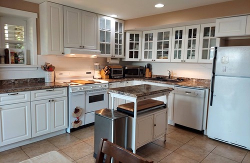 Vashon Island Apartment | KVI BEACH HOUSE STUDIO! Directly Above Vashon's Favorite Beach!
