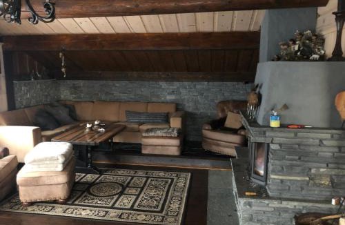 Hundorp House | Kvitfjell