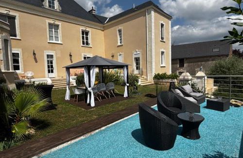 Ecommoy Bed & Breakfast | KVS concept Écommoy chambres haut de gamme proche circuit 24 heures Le Mans
