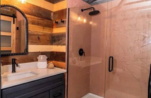 Wirtz Resort | KWANGO, a Luxury Canvas Cabin Experience, at Karoo Smith Mountain Lake