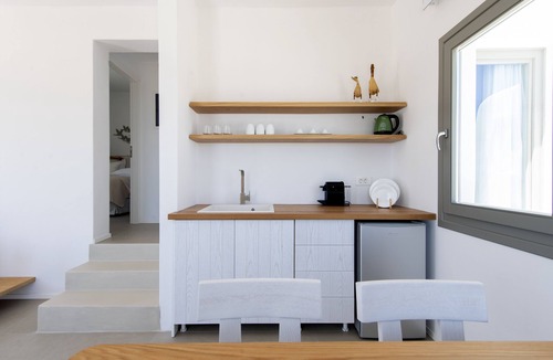 Naousa House | Kymo Luxury Suites Paros