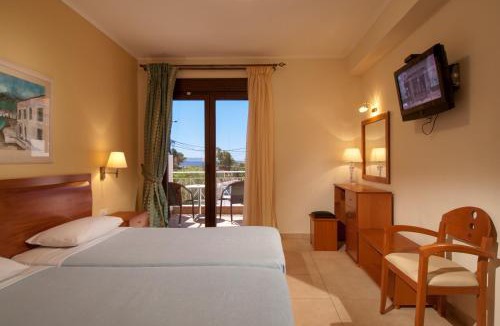 Plitra Hotel | Kyniska Hotel