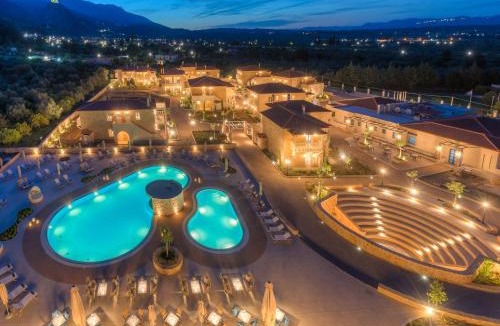 Tripi Hotel | Kyniska Palace Conference & Spa