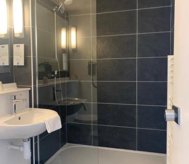 Saint-Maur Hotel | Kyriad Châteauroux - Saint-Maur