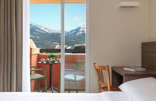 Chambery Hotel | Kyriad Chambéry Centre - Curial