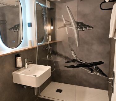 Gonesse Hotel | Kyriad Direct Le Bourget Gonesse