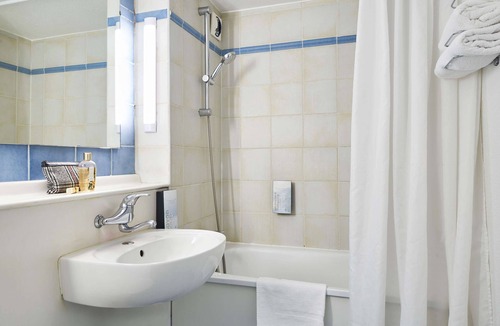 Chasse-sur-Rhone Hotel | Kyriad Direct Lyon Sud - Chasse Sur Rhône