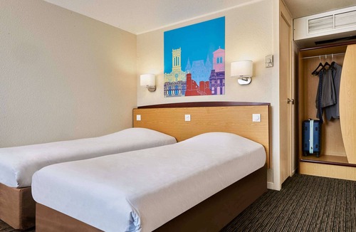Soissons Hotel | Kyriad Direct Soissons