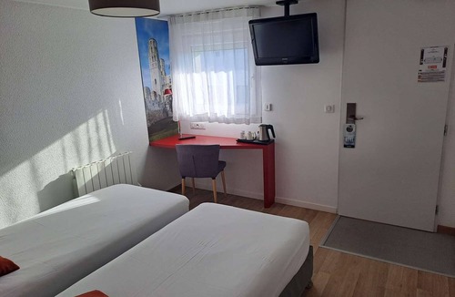 Saint-Etienne-du-Rouvray Hotel | Kyriad Rouen Sud - Oissel