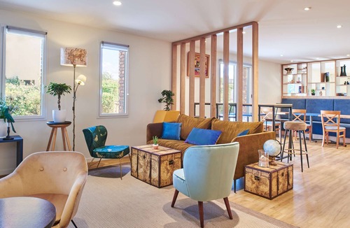 Les Ulis Hotel | Kyriad Les Ulis