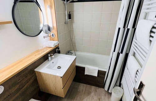 Lisieux Hotel | Kyriad Lisieux