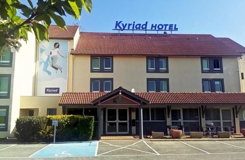 Saint-Bonnet-de-Mure Hotel | Kyriad Lyon Est - Saint Bonnet De Mure