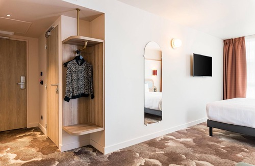 Meyzieu Hotel | KYRIAD LYON EST - Stadium - Eurexpo