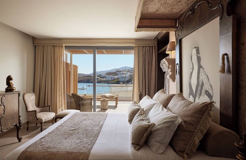 Loutra Hotel | Kythnos Bay Hotel