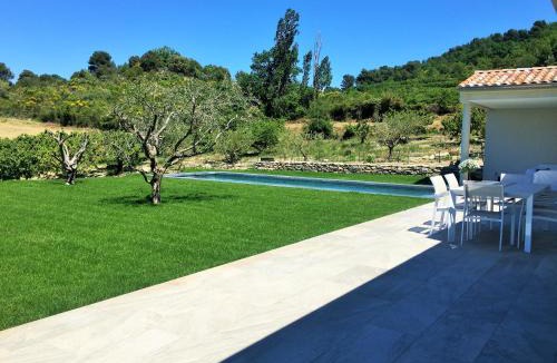 Venasque Villa | Là Mésange de Venasque