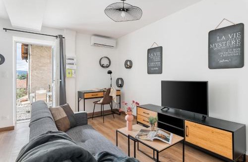 Saint-Just-Saint-Rambert Apartment | Léna 2 chambres Jardin- climatisation Netflix