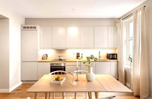 Grunerlokka Apartment | Løkka Suites l 2BR + Den | Modern Luxury