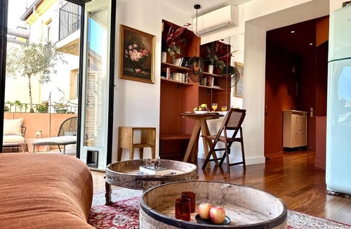 Jean-Medecin Apartment | L'âme de Nice - Terrasse dorée sur Place Masséna