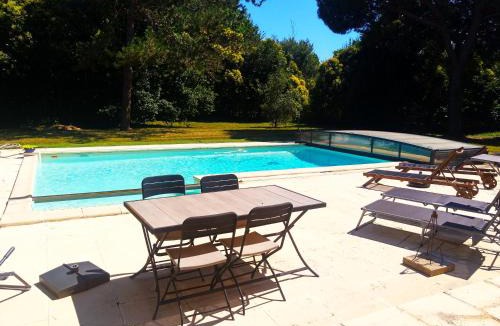 Montech Villa | L'échappée du Canal - Piscine - Cheminée - Clim - Parking privé gratuit - 8 personnes - 3 chambres - Parc