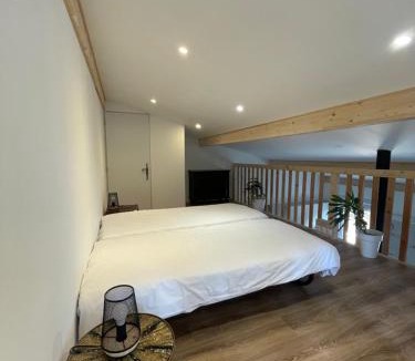 Ars-sur-Formans Apartment | L'Accolade