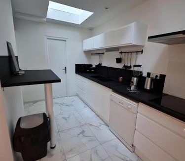 Ecommoy Apartment | L Accueil des Pilotes Maison Reve Excellence