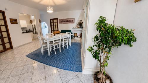 Cabras Bed & Breakfast | L'ALGA