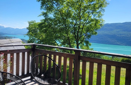 Brison-Saint-Innocent Ski Chalet | L'Alpage