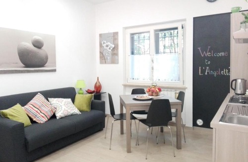 Ciampino Apartment | L'Angoletto