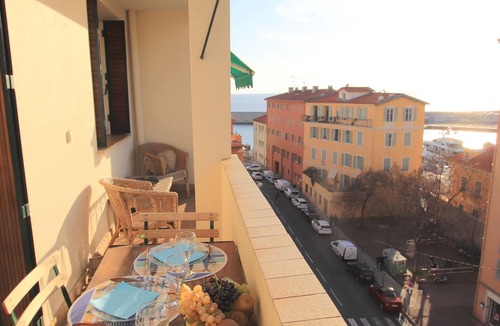 Lazaret Apartment | L'anse Lympia