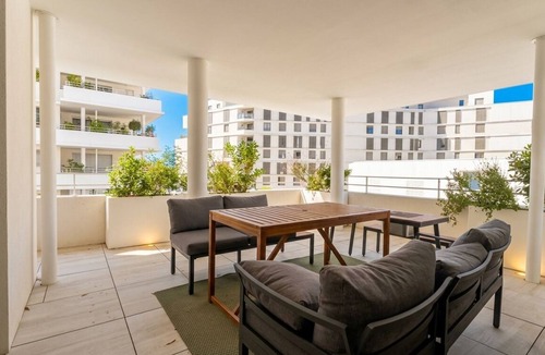 Port Marianne Apartment | L'apogée, centre et terrasse