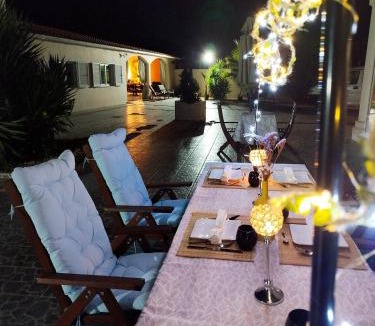 Ferreira-a-Nova Bed & Breakfast | L'Arche de Jo