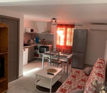 Vaison-la-Romaine Apartment | L' Ariston