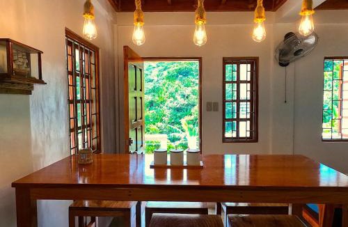 Puraran House | L'Astrolabe - Ocean View Tiny House