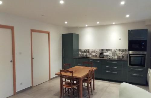 Fontainebrux Apartment | L atelier
