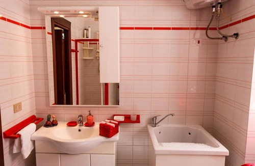 Carbonia Bed & Breakfast | L'Aurora Viola