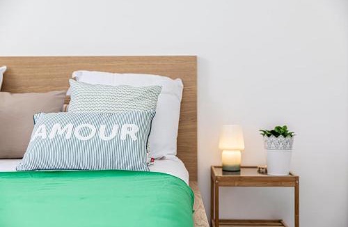 Barriere Saint Marc Apartment | L'Authentique Maison chic en cœur de ville