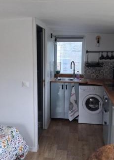 Fleury-sur-Orne Apartment | L 'Azuleja