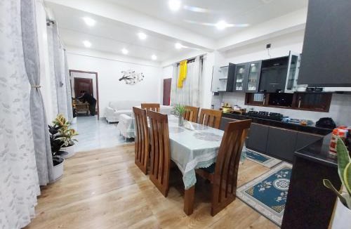 Bomdila House | L Cube Homestay Dirang
