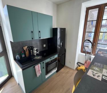 Marvejols Apartment | L'Echappée Verte Climatisée