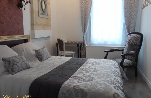 Victor Hugo - Saint-Augustin Bed & Breakfast | L'Echoppe des Bouilles