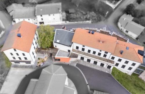 Le Brugeron Hotel | L'Eden du Forez