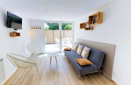 Saint-Peray House | "L'EFFERVESCENT" - Wonderful Place in the heart of the vineyards of Saint Peray