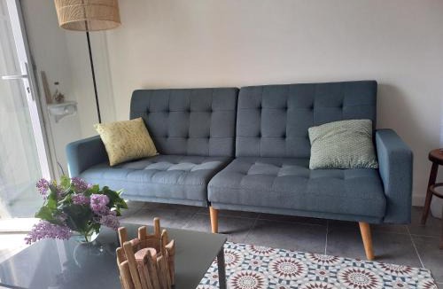 Aramon House | L'EN HAUT